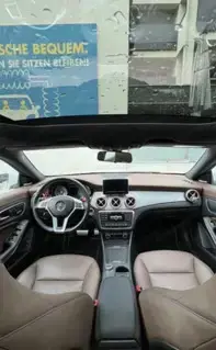 Mercedes-Benz CLA-Klasse AMG Paket wenig Km Bild 4