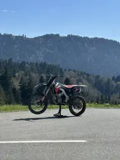 Honda CRF 250 R (Leistungsoptimiert) Bild 2