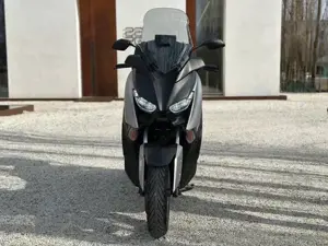 yamaha xmax
