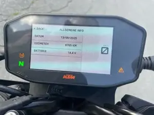 Ktm 890 Duke R Bild 6