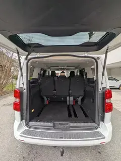 Peugeot Traveller Bild 10