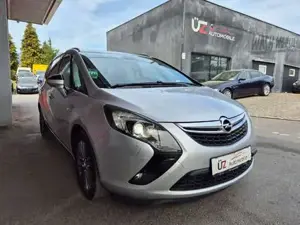 Opel Zafira Bild 2
