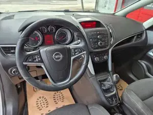 Opel Zafira Bild 11