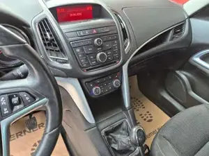 Opel Zafira Bild 12