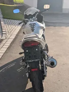 A2 taugliche Suzuki Bandit 650S. Bild 3