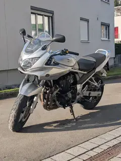 A2 taugliche Suzuki Bandit 650S. Bild 9