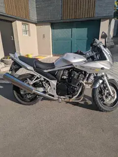 A2 taugliche Suzuki Bandit 650S. Bild 10