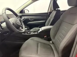 Hyundai TUCSON STYLE AUT KLIMAAUTOMATIK TOTWINKEL NAVI SHZ RFK... Bild 9