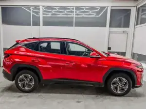Hyundai TUCSON STYLE AUT KLIMAAUTOMATIK TOTWINKEL NAVI SHZ RFK... Bild 4