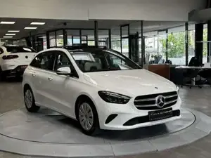 Mercedes-Benz B 180 Bild 2