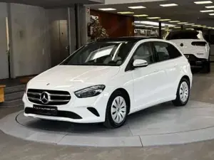 Mercedes-Benz B 180 Bild 13