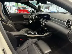 Mercedes-Benz A Bild 12