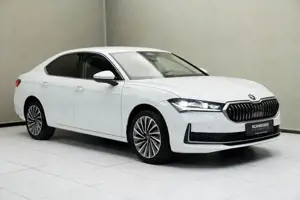 Skoda Superb 2.0 TDI LK 4x4 elSitz Bel.Sitz PDC ACC Bild 2