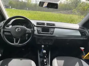 Skoda Fabia 1.0 TSI Bild 3