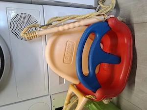 Kinderschaukel mitwachsend