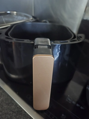 Philips Airfryer  Heißluftfritteuse.  Bild 3