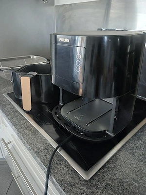 Philips Airfryer  Heißluftfritteuse.  Bild 5