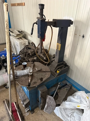 Reifen Wuchtmaschiene,Montiermaschiene Bild 5