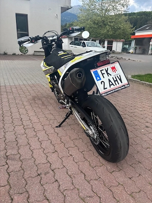 Husqvarna 701 Supermoto 2022 Bild 4