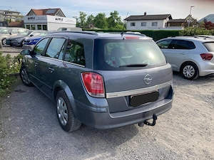 Opel Astra Kombi zu verkaufen Bild 2
