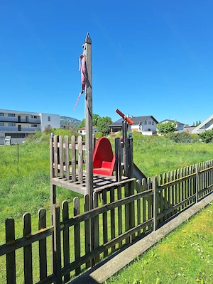 Verschenke Rutsche mit Spielturm Bild 2