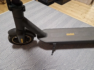 NINEBOT Segway E-Scooter Bild 3