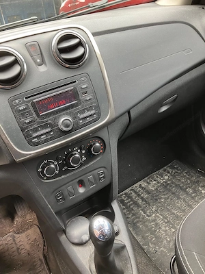 Dacia Sandero Bild 5