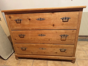 originale antike Kredenz mit Glasfronten Bild 2