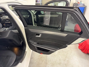 Mercedes E220CDI Bild 3