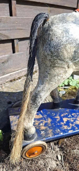 ANTIKES Spielzeug Pferd Bild 4