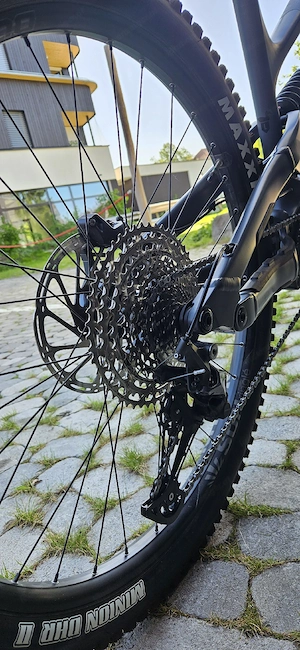 YT Decoy MX Comp 29 (L)   Carbon E-MTB Bild 4
