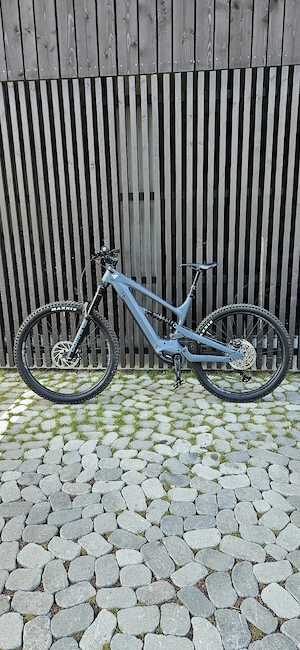 YT Decoy MX Comp 29 (L)   Carbon E-MTB Bild 3