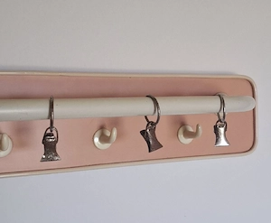 Vintage Garderobe Bild 3