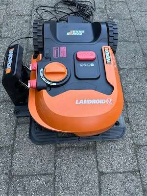 Worx Mähroboter M500