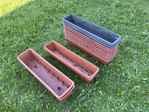 Blumenkästen und Pflanzgefäße Bild 4