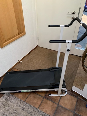 Laufband Manuell, ohne Strom, selbstangetrieben. Bild 2