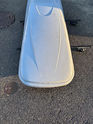 Dachbox mit Dachträger Bild 3