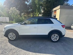 Volkswagen T-Roc 1,0 TSI Design ACC Lane Assist SHZ Carplay  Bild 6