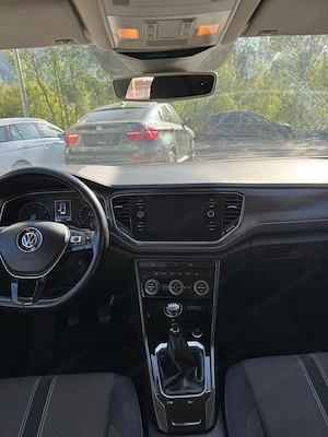 Volkswagen T-Roc 1,0 TSI Design ACC Lane Assist SHZ Carplay  Bild 7