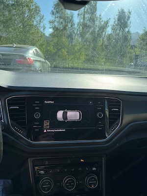 Volkswagen T-Roc 1,0 TSI Design ACC Lane Assist SHZ Carplay  Bild 10