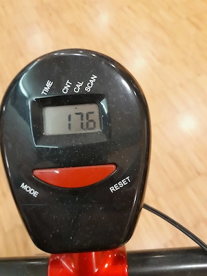 Fitnessgerät für verschiedene Übungen Bild 4