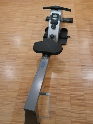 Rudergerät für die Fitness