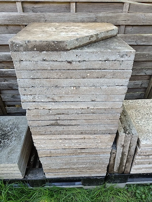 diverse Betonplatten, Waschbetonplatten zu verschenken