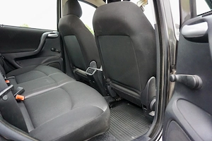 Fiat Stilo Multiwagon 1,9 JTD Multijet 90 Lifestyle Kombi   Family Van Bild 4