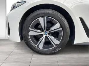 BMW 420d Driving Assistant // Laserlicht // Komfortzugang // elektr. Sitzverstellung Bild 6