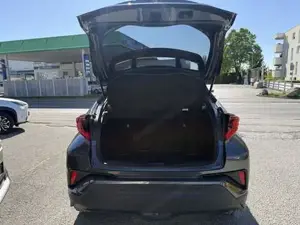 Toyota C-HR Bild 11