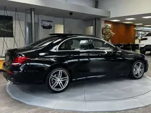 Mercedes-Benz E 220 Bild 7