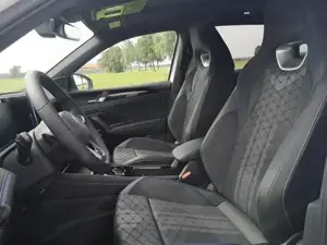 VW Tiguan 2.0 TDI 142 kW 4Motion R-Line DSG Head Up Matri... Bild 9