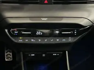 Hyundai BAYON Trend Line 1.0 T-GDI 48V 88kW (120PS) Infotai... Bild 9