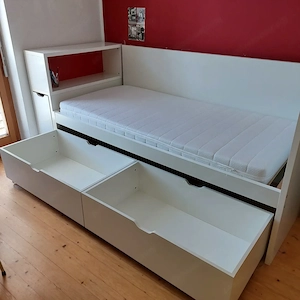 Stauraum-Bett in gutem Zustand zu verschenken  Bild 2